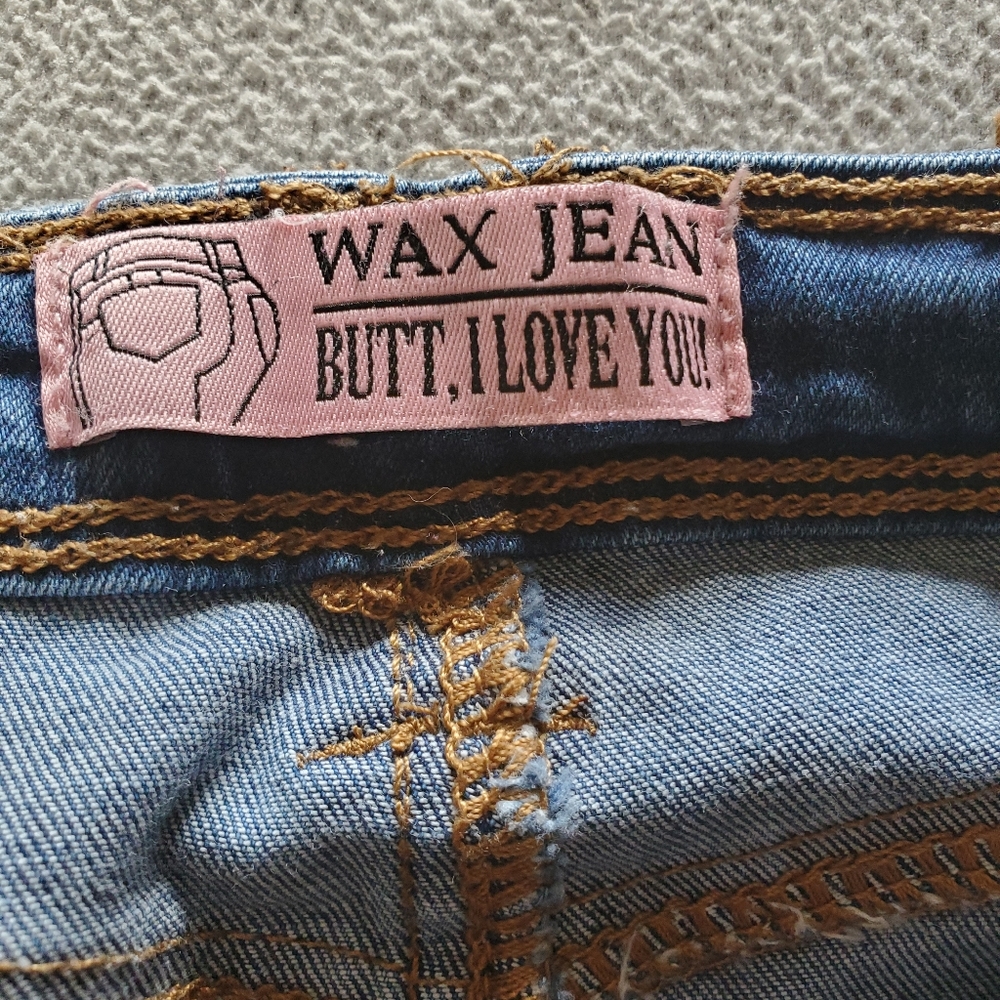 Jeans - Picture 3 of 3